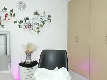 Stripchat Free Porn Cam of mia_star_2