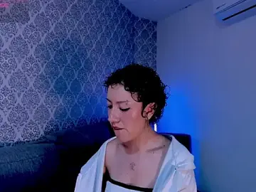 Stripchat Nude Webcam of NohaCooper