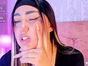 Stripchat Watch Live Sex Cams of liaa_18