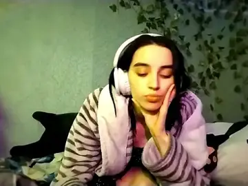 Stripchat Best live sex cam show of NightFoxxx