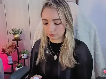 Stripchat Live Sex Cam of Katapinter