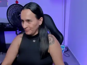 Stripchat Free Live Porn of Sara_Charmy