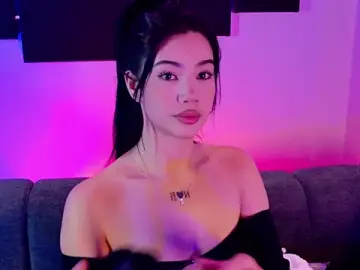 Stripchat Sex Cam of ambar_midnigth