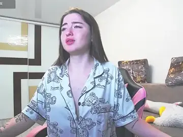 Stripchat Free Porn Cam of Luxuryalma