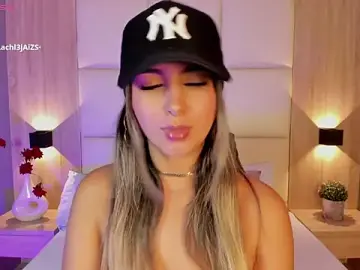 Stripchat Live Sex Cam of bella1207