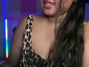 Stripchat Free Porn Cam of kiara-11