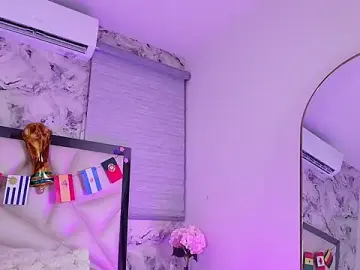 Stripchat Free Live Porn of kendal_rossi