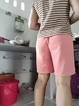 Stripchat Live Sex of leona118