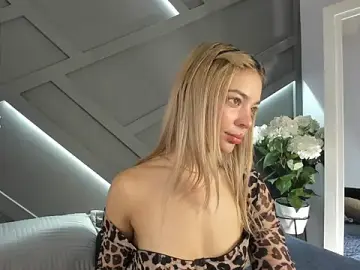 Stripchat Best Webcam of akemi__