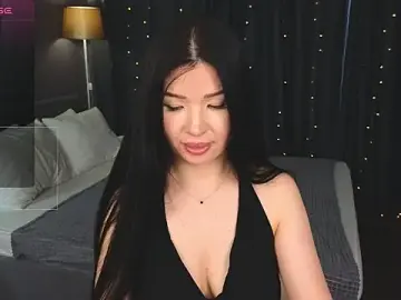 Stripchat Live Sex Cam of Lea_Apple