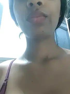 Stripchat Live Sex of Aaliya1993
