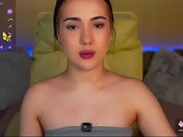 Stripchat Nude Webcam of OliviaMoore_