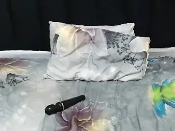 Stripchat Free Live Porn of EBONY_WILD_ASS