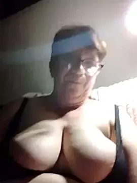 Stripchat Free Porn Cam of KetQueen101
