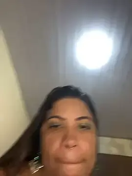 Stripchat Live Sex of ZahraAmira_