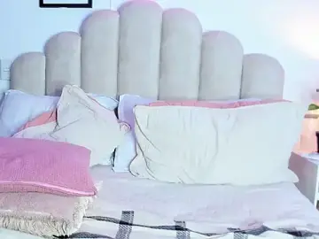 Stripchat Free Live Porn of NaomiAsha