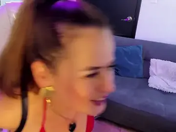 Stripchat Best Webcam of magenta_maturr
