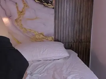 Stripchat Free Porn Cam of king_lovely_hornyy