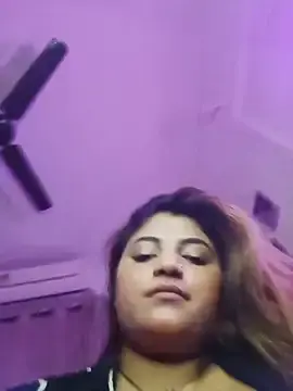 Stripchat Live Sex Cam of Sanaya_Gil