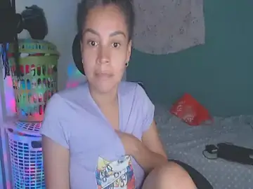 Stripchat Free Live Porn of shayna_cute