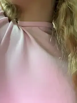 Stripchat Sex Cam of bambi_lu