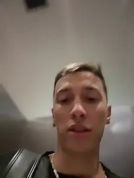 Stripchat Free Live Porn of Thiago_Jones1