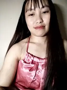 Stripchat Live Sex Cam of Cherry-squirtt