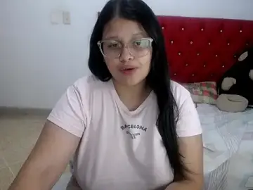 Stripchat Live Sex Cam of angel_barbie_1