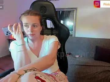 Stripchat Free Live Porn of Piinkpandora