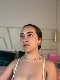 Stripchat Free Porn Cam of arabella__1