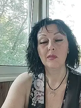 Stripchat Nude Webcam of HelgaDennis