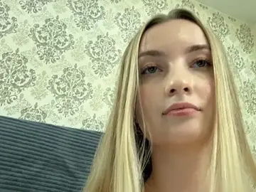 Stripchat Best Webcam of MariaLunairee