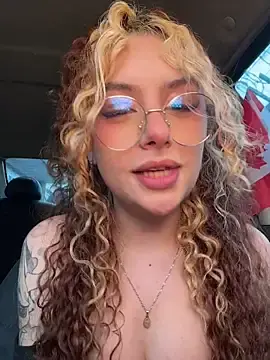 Stripchat Adult Webcam of Joyce-fire