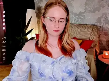 Stripchat Sex Cam of Aemilia_