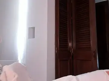 Stripchat Live Sex Cam of Londonttipton