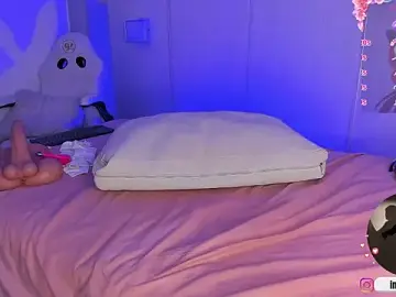 Stripchat Live Porn of sasha_riverss