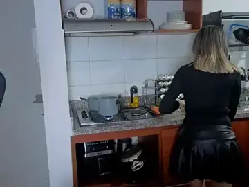 Stripchat Sex Cam of Nicky_sexfire
