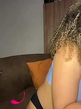 Stripchat Best Webcam of KittyTwerk_2