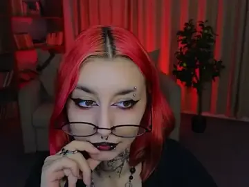 Stripchat Free Porn Cam of Mistress__Marcelline