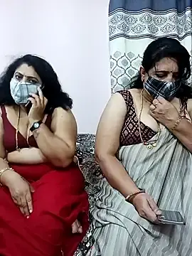 Stripchat Watch Live Sex Cams of Kannadasexywifes