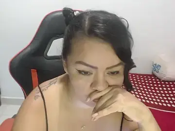 Stripchat Free Porn Cam of emily_sexxx
