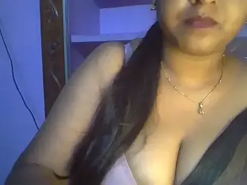 Stripchat Nude Webcam of Tamil_Kuttyma