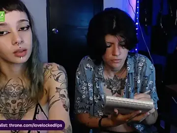 Stripchat Sex Chat of lovelockedlips
