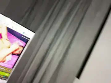 Stripchat Nude Webcam of queenryan