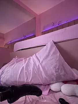 Stripchat Live Porn of KellyOlsenbe