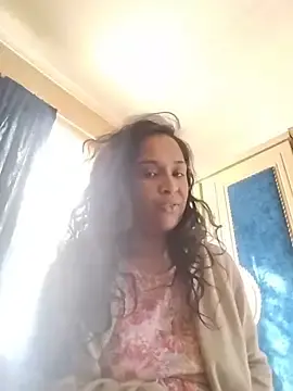 Stripchat Live Sex Cam of cute_indianxo