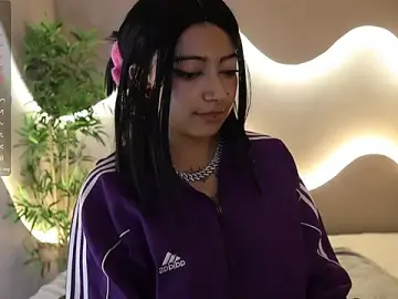 Stripchat Private Sex Chat of shiny_wolf