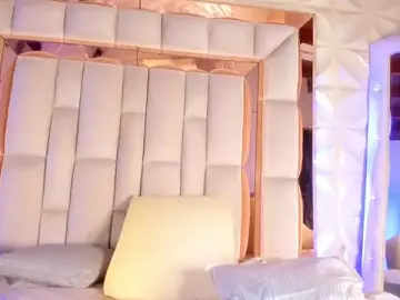 Stripchat Free Porn Cam of violet_milleer