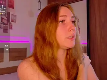 Stripchat Sex Cam of LunaXBaddie