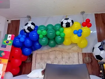 Stripchat Live Sex Cam of lia_16